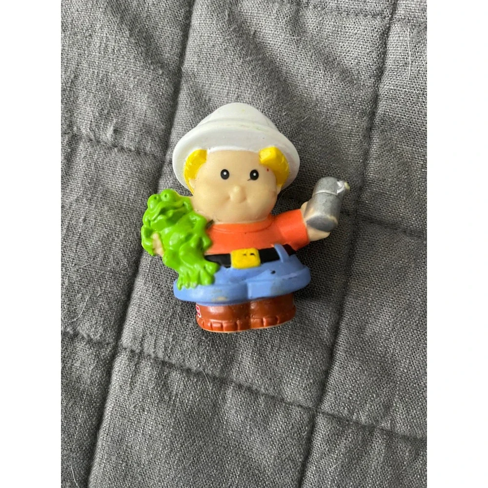 Fisher Price Little People Gardener Figure Blonde White Hat Watering Can Plant